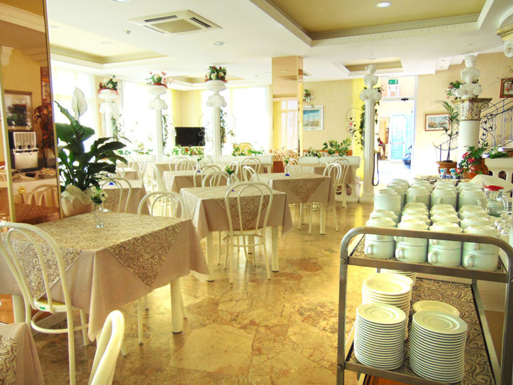 Miami Suite Hotel Bellaria-Igea Marina Exterior photo